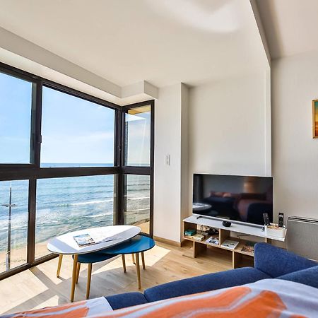 Appartement Au Pied De La Plage, Vue Imprenable Sur La Mer لي سابلِ دولونْ المظهر الخارجي الصورة